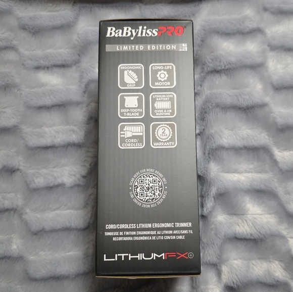 BaBylissPRO Limited Edition Trimmer - Silver and Black - Picture 3 of 3